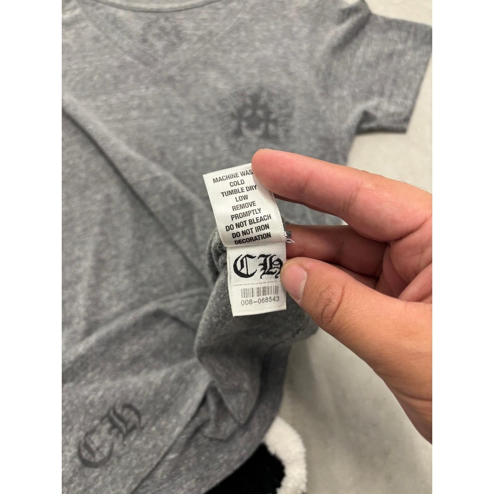 Chrome Hearts Heather Grey V-Neck T-Shirt Horseshoe Cross Logo Large Made in USA - Picture 8 of 13
